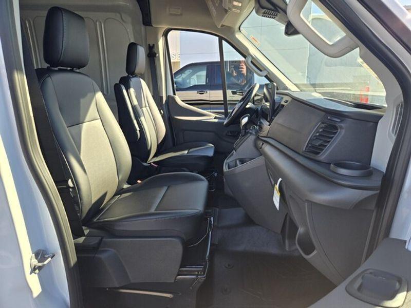 new 2026 Ford Transit-250 car