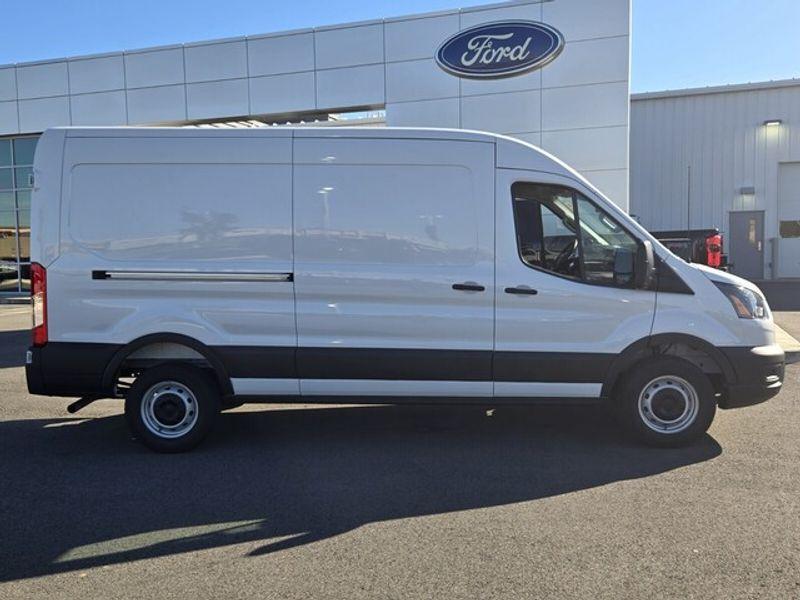 new 2026 Ford Transit-250 car