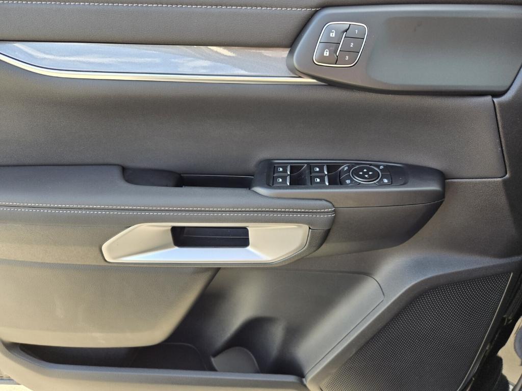 new 2025 Ford Ranger car, priced at $49,096