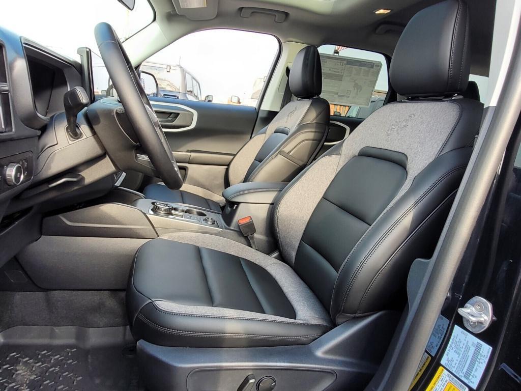 new 2025 Ford Bronco Sport car, priced at $33,758