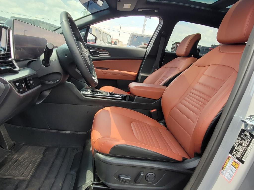 used 2025 Kia Sportage car, priced at $33,750