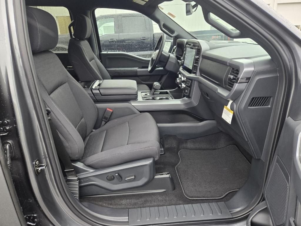 new 2025 Ford F-150 car, priced at $54,157