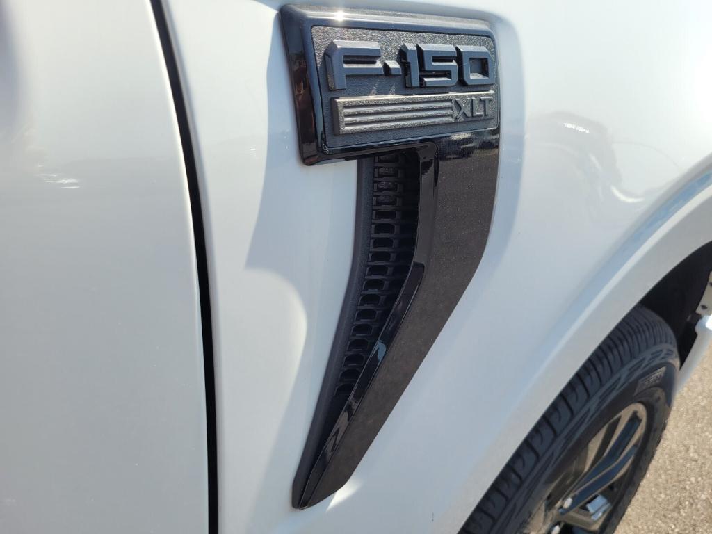 new 2025 Ford F-150 car, priced at $62,276