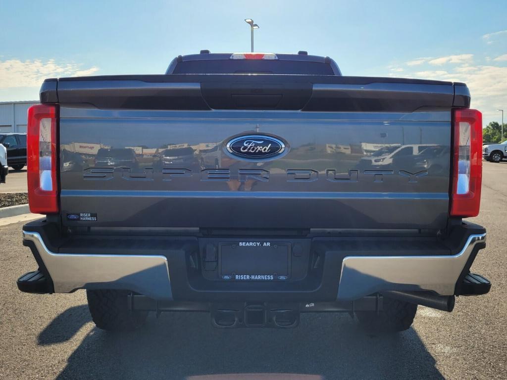 new 2025 Ford F-250 car, priced at $55,485