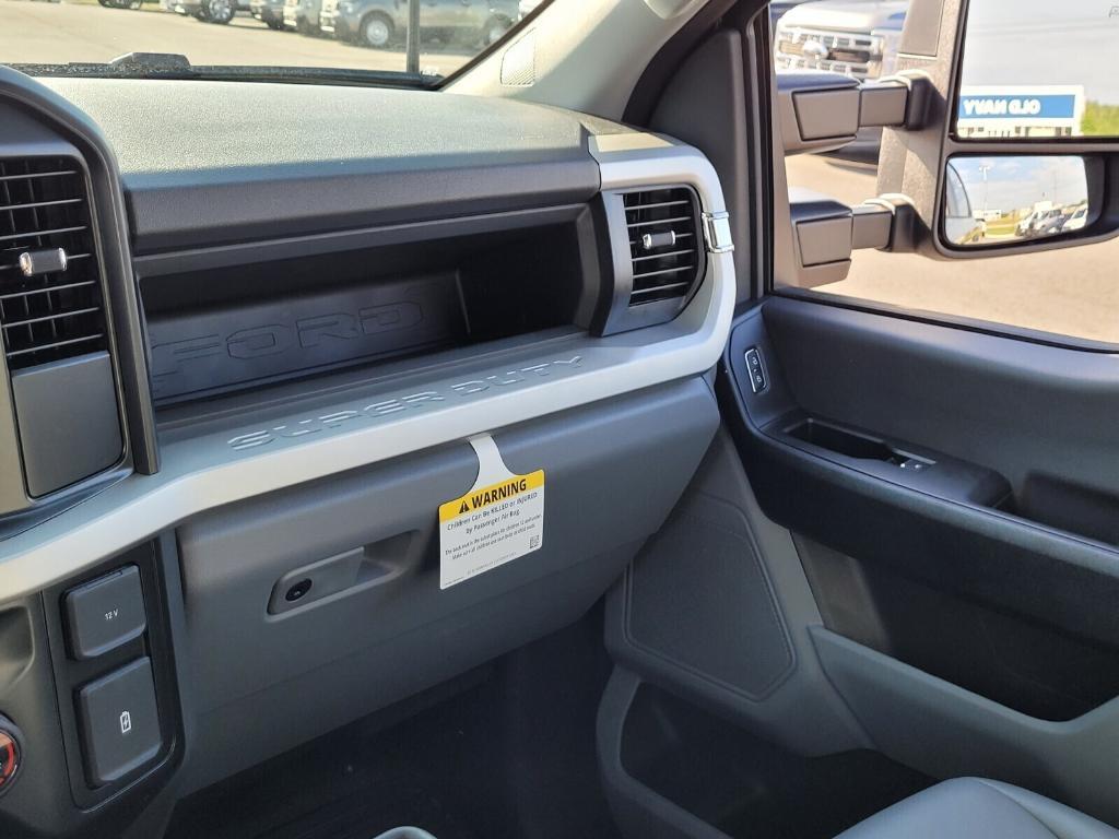 new 2025 Ford F-250 car, priced at $55,485