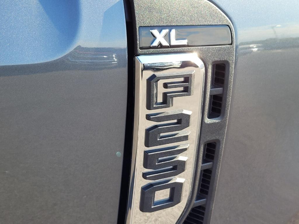 new 2025 Ford F-250 car, priced at $55,485