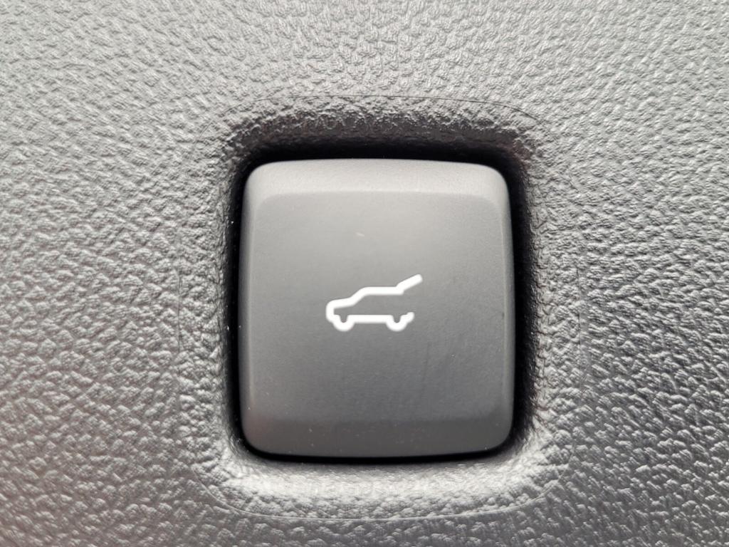 new 2025 Ford Escape car, priced at $39,618