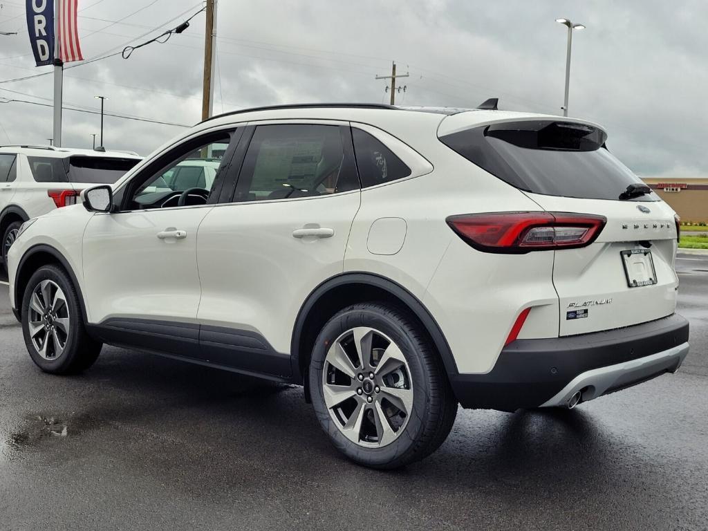 new 2025 Ford Escape car, priced at $39,618