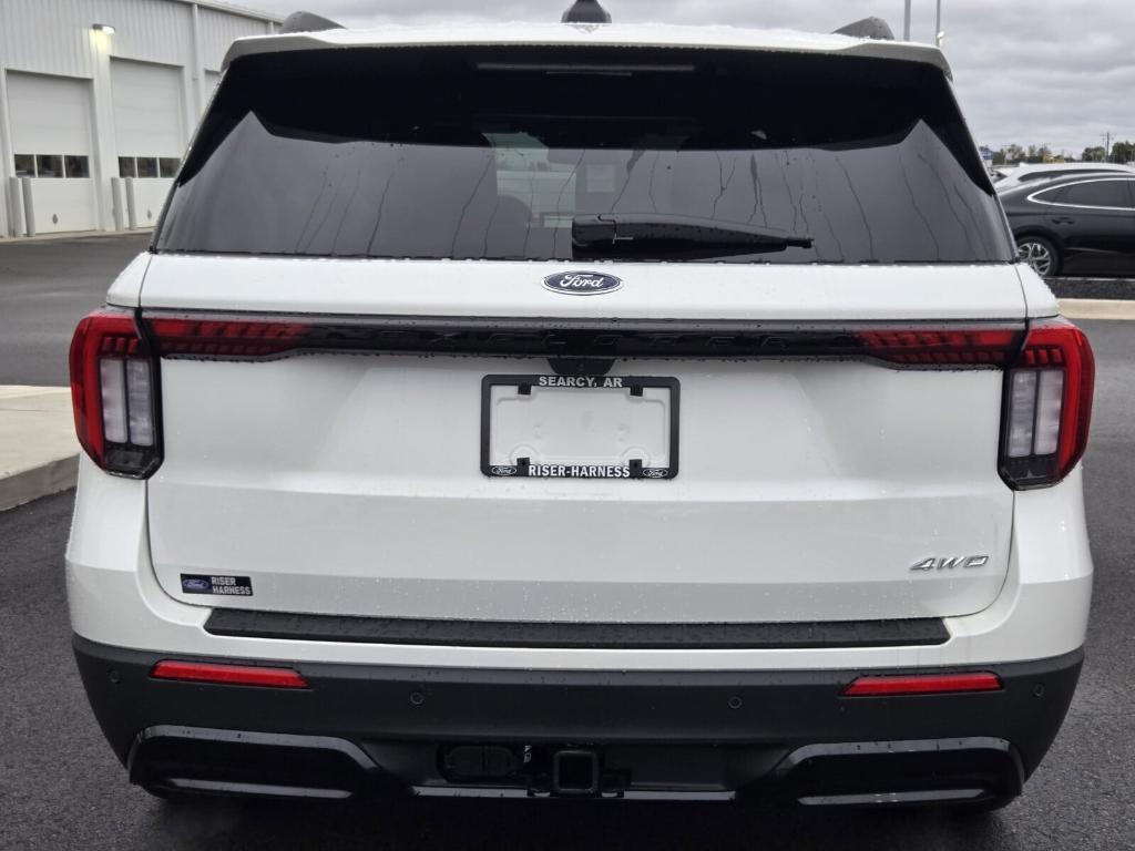 new 2025 Ford Explorer car, priced at $49,583