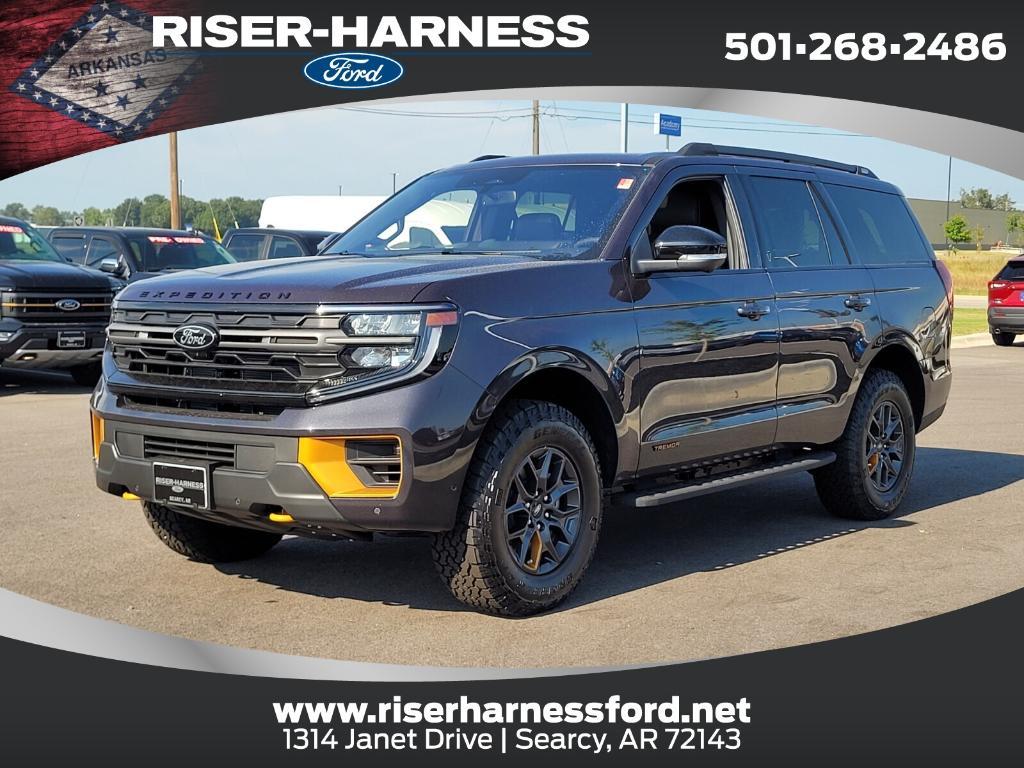 new 2025 Ford Expedition car, priced at $80,421