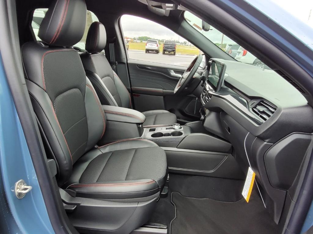 new 2025 Ford Escape car, priced at $33,967
