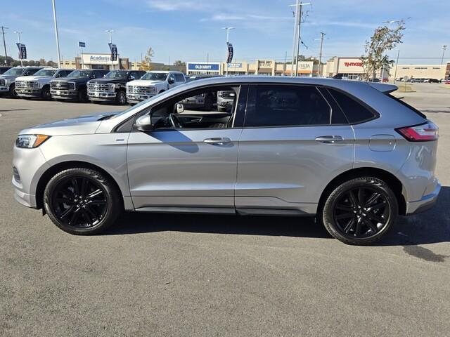 new 2024 Ford Edge car, priced at $32,990