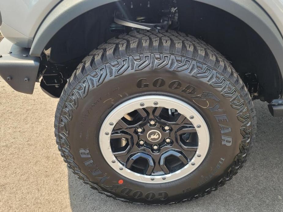 new 2024 Ford Bronco car, priced at $59,885