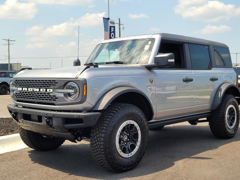 new 2024 Ford Bronco car, priced at $59,885