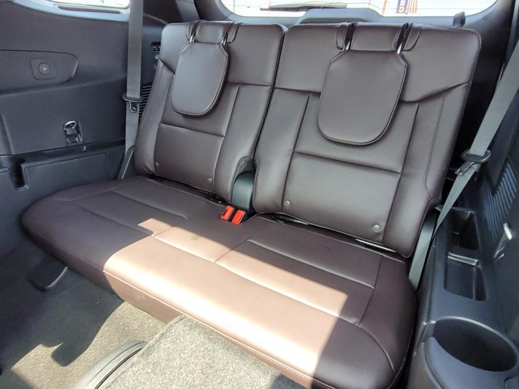 new 2025 Ford Explorer car, priced at $50,689