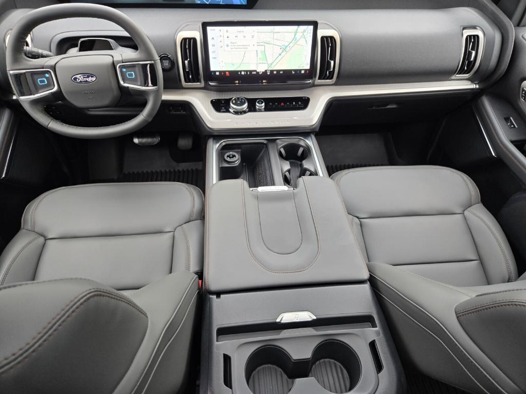 new 2025 Ford Expedition Max car, priced at $72,669