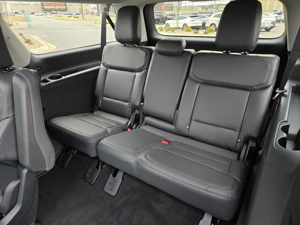 new 2025 Ford Expedition Max car, priced at $72,669