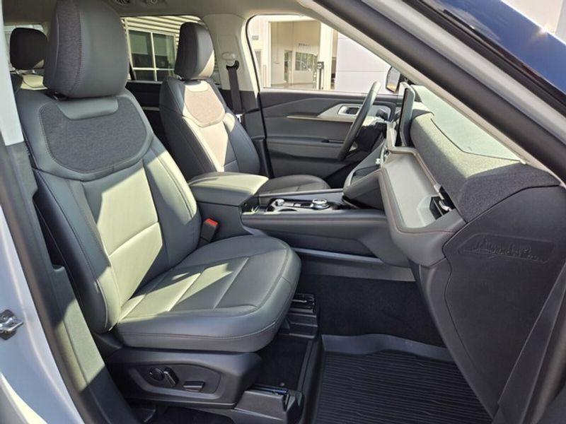 new 2025 Ford Explorer car, priced at $43,965