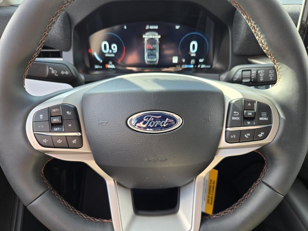 new 2025 Ford Explorer car, priced at $43,965