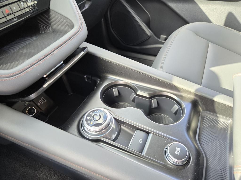 new 2025 Ford Explorer car, priced at $43,965