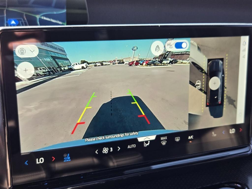 new 2025 Ford Expedition car, priced at $81,856