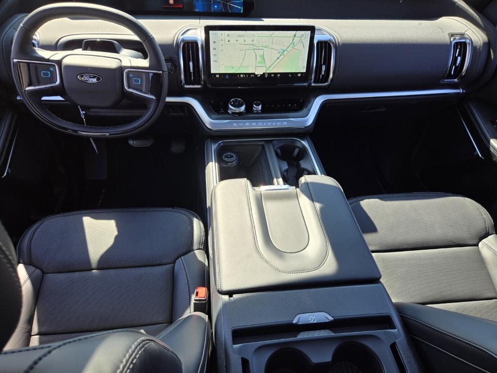 new 2025 Ford Expedition car, priced at $81,856