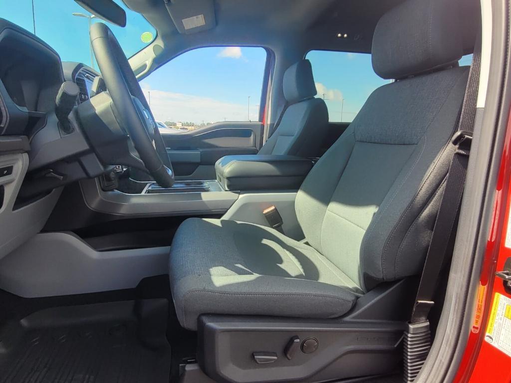 new 2024 Ford F-150 car, priced at $52,682