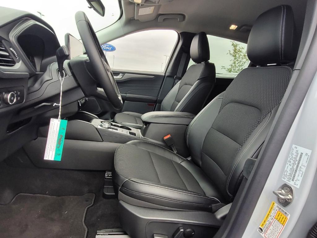 new 2025 Ford Escape car, priced at $32,005