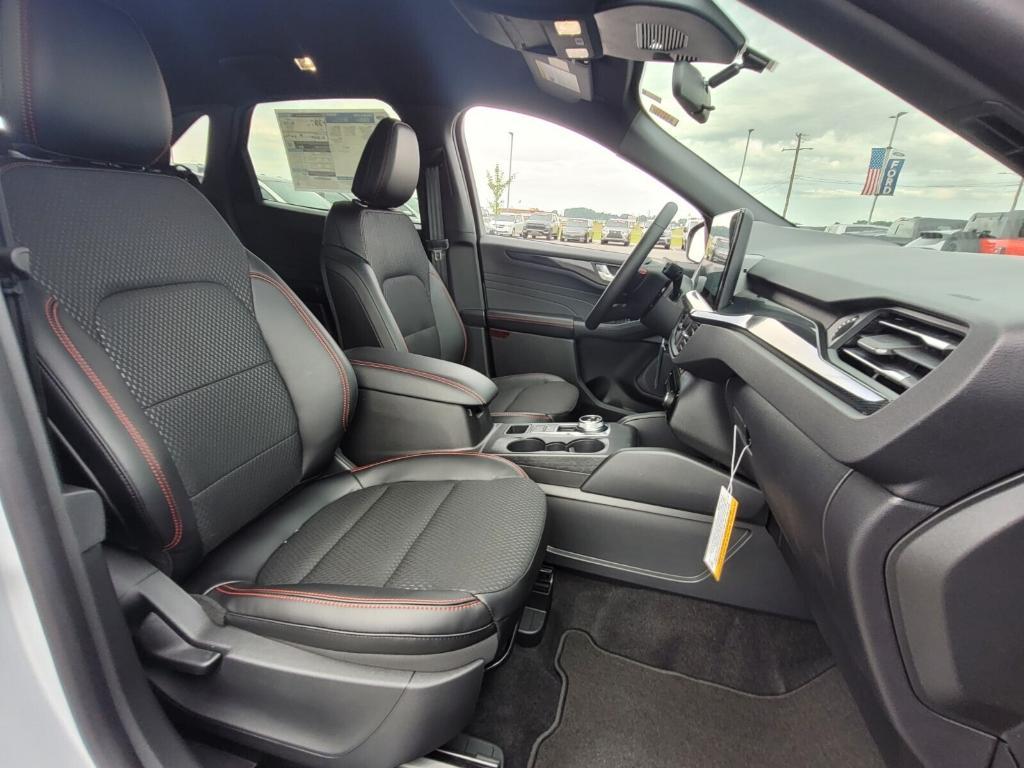 new 2025 Ford Escape car, priced at $31,614