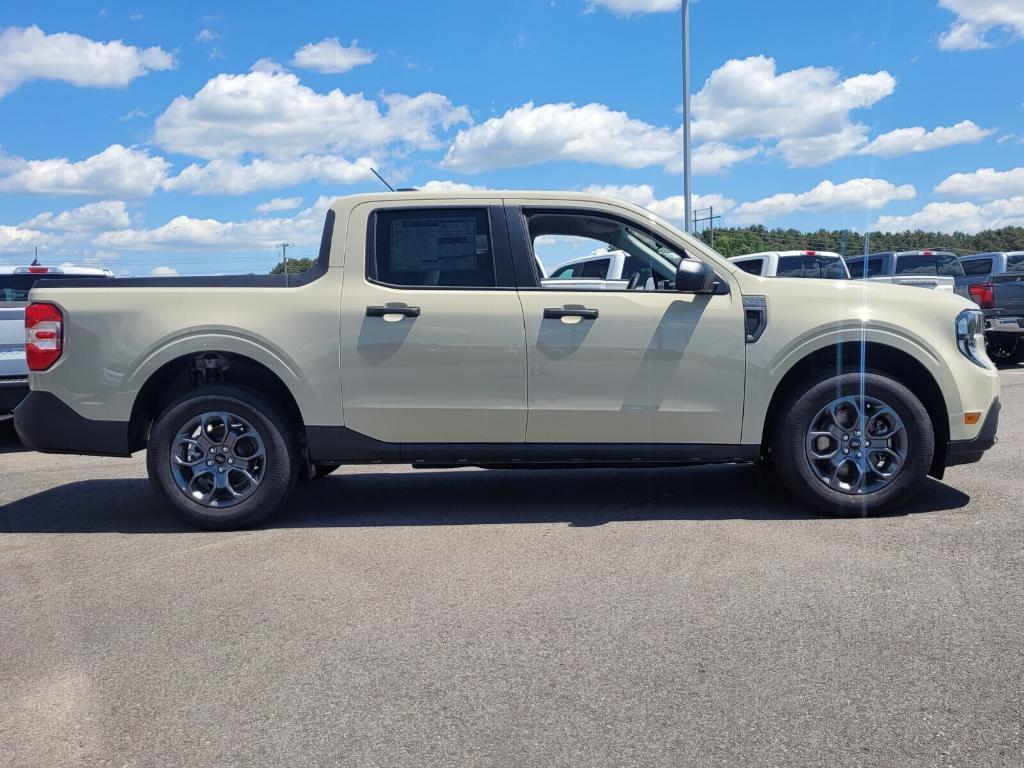 new 2025 Ford Maverick car, priced at $32,020