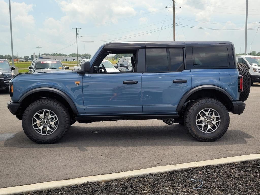 new 2025 Ford Bronco car, priced at $62,432