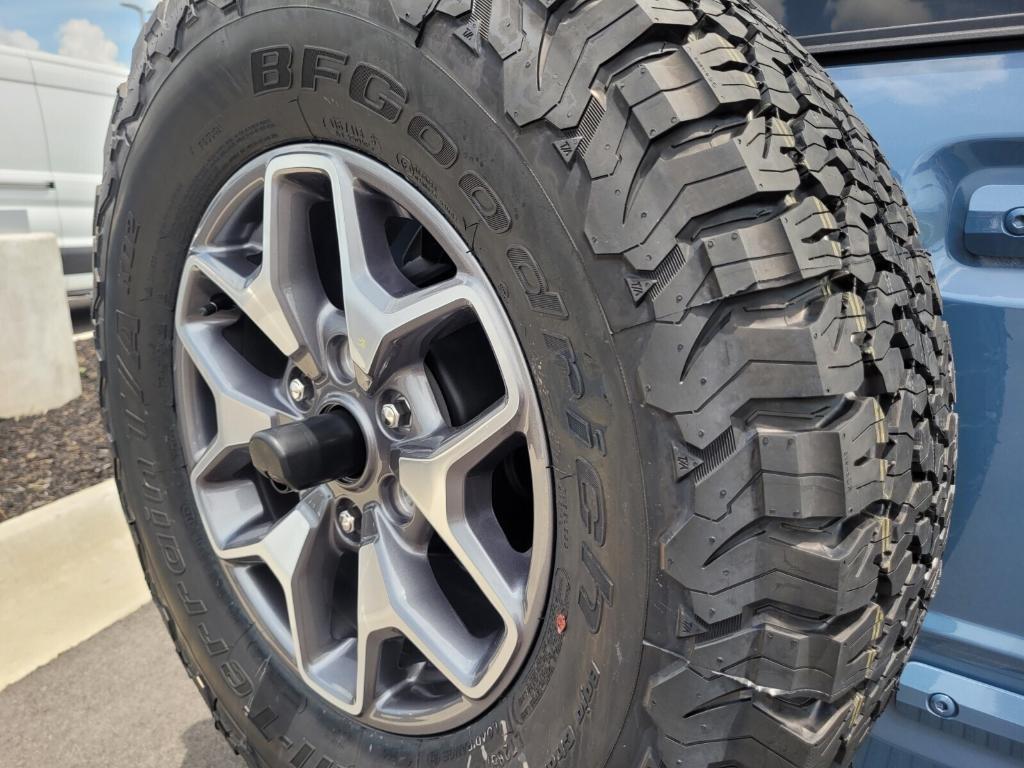 new 2025 Ford Bronco car, priced at $62,432