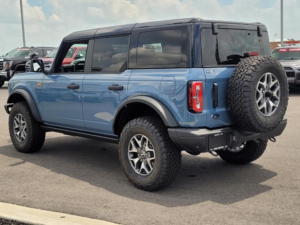new 2025 Ford Bronco car, priced at $62,432