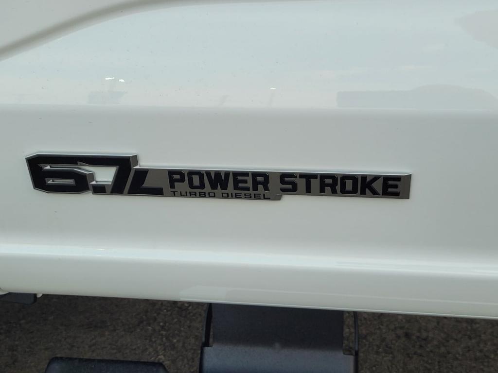 new 2025 Ford F-250 car, priced at $76,715