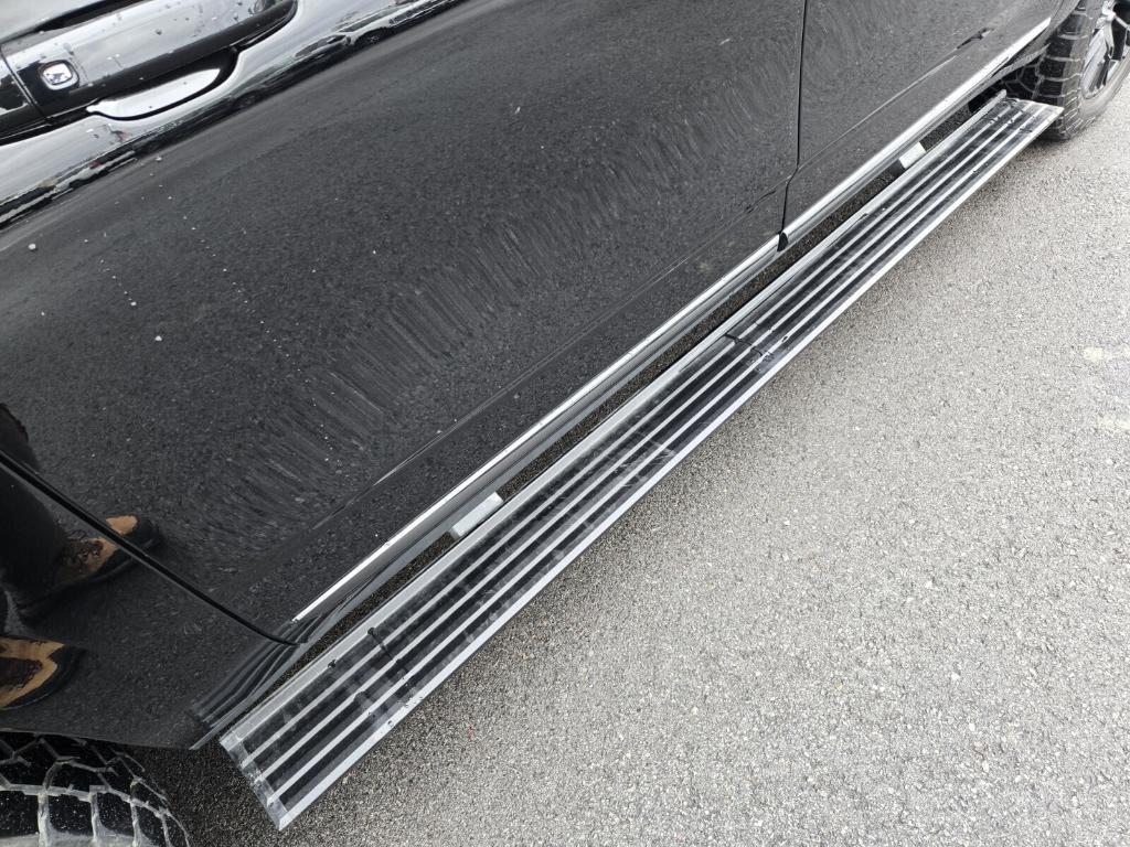 used 2021 GMC Yukon XL car, priced at $46,990