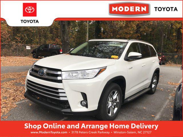 used 2018 Toyota Highlander Hybrid car, priced at $31,927