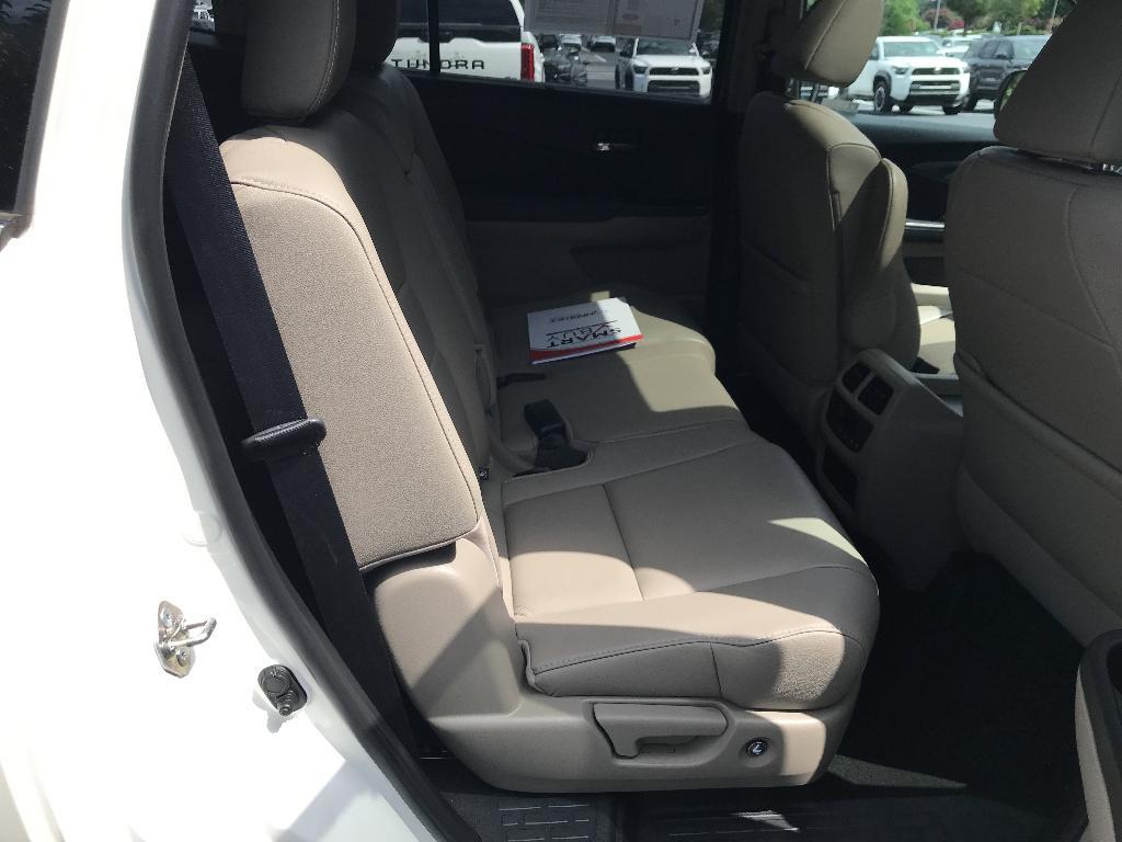 used 2019 Honda Pilot car, priced at $21,881