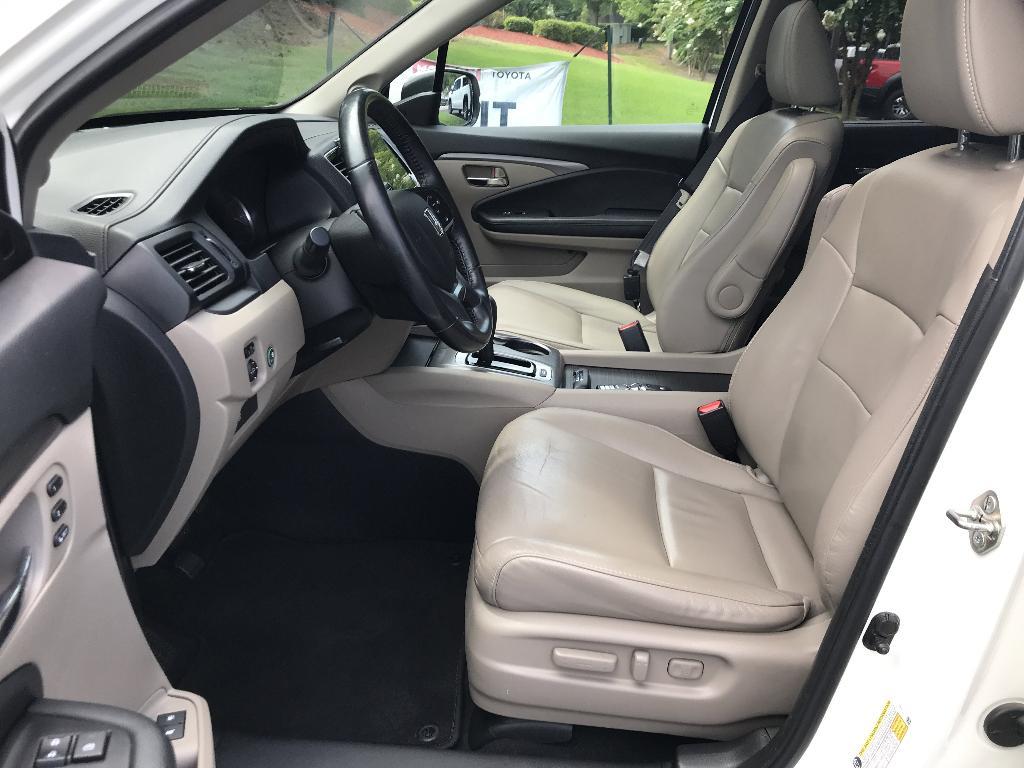 used 2019 Honda Pilot car, priced at $21,881