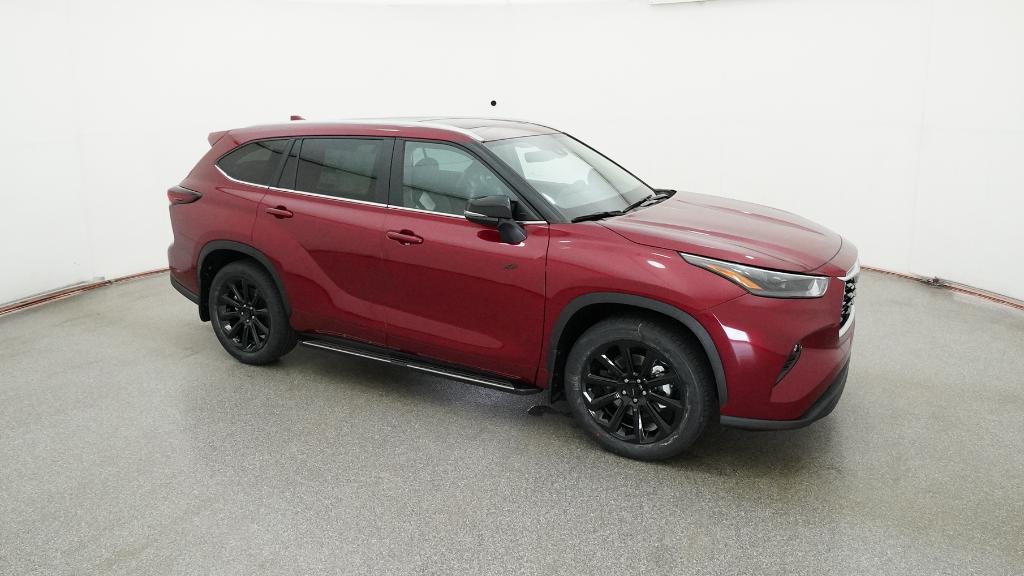 new 2025 Toyota Highlander car, priced at $52,091