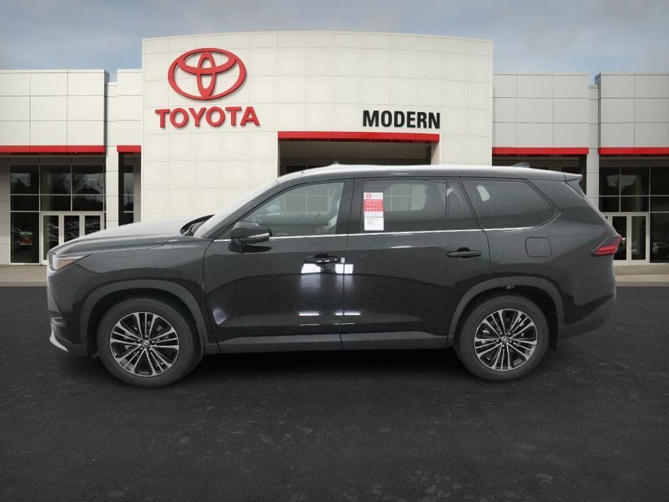 new 2025 Toyota Grand Highlander Hybrid car, priced at $62,770