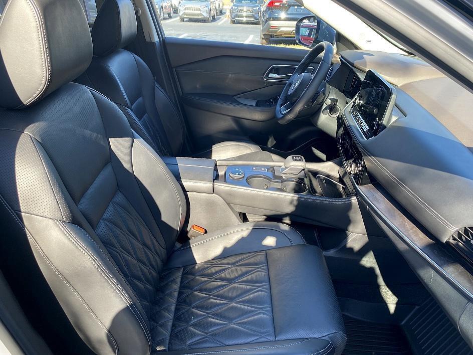 used 2021 Nissan Rogue car, priced at $24,928