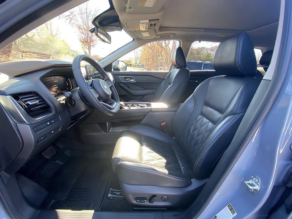 used 2021 Nissan Rogue car, priced at $24,928