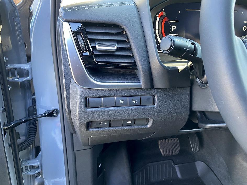 used 2021 Nissan Rogue car, priced at $24,928