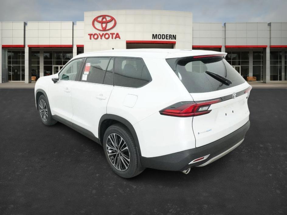 new 2026 Toyota Highlander car, priced at $62,317