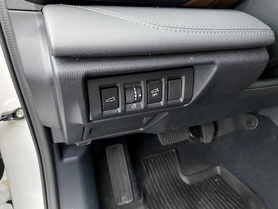 used 2025 Subaru Outback car, priced at $35,486