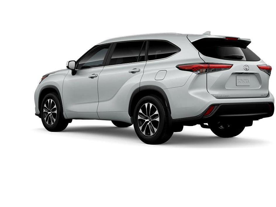 new 2026 Toyota Highlander car, priced at $48,022