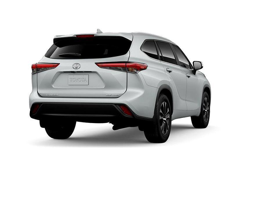 new 2026 Toyota Highlander car, priced at $48,022