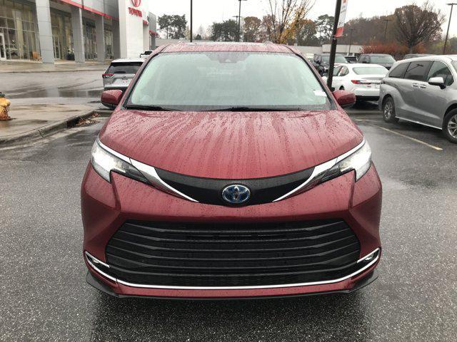 used 2022 Toyota Sienna car, priced at $42,444