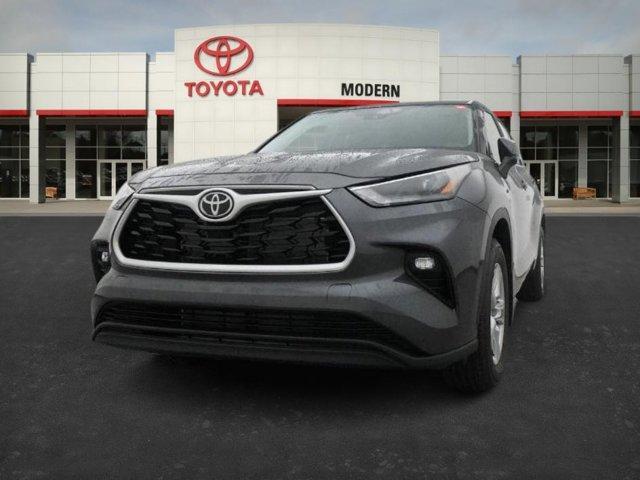 new 2025 Toyota Highlander car, priced at $41,470