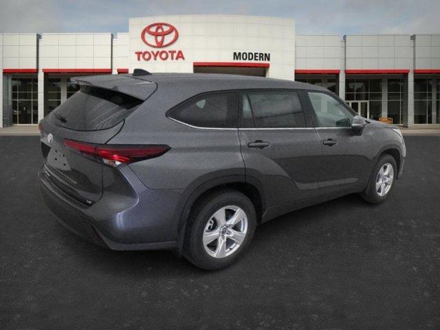 new 2025 Toyota Highlander car, priced at $41,470